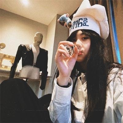 艾米丽·布莱尔的秘密